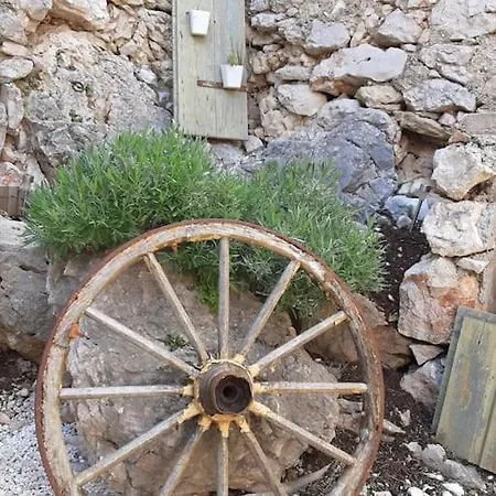 Sparoga - Dalmatian Stone House For * Tisno